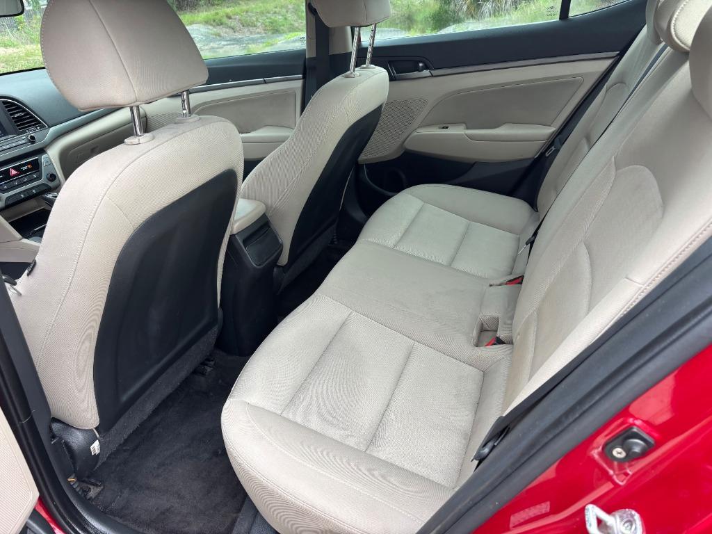 2017 Hyundai Elantra SE - Photo 6