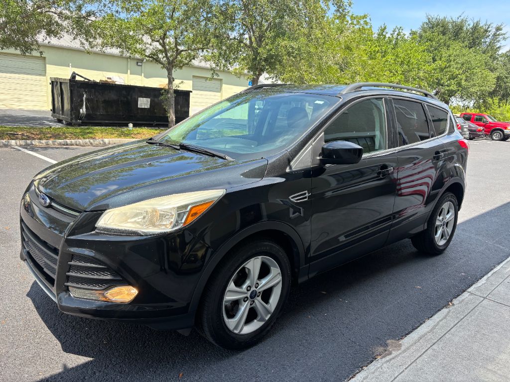 2014 Ford Escape SE's photo