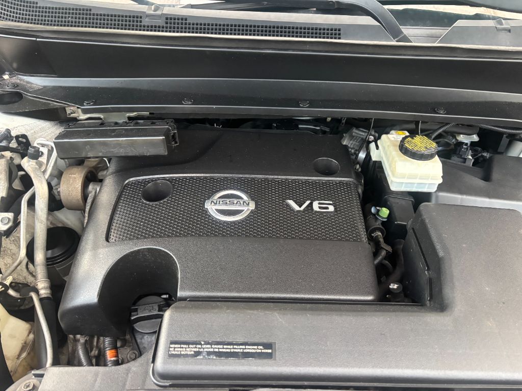 2014 Nissan Pathfinder S - Photo 12